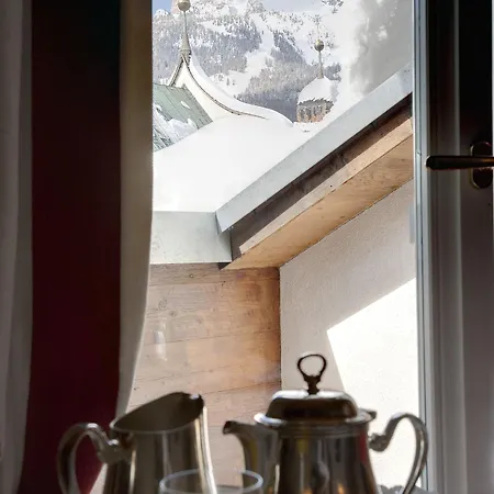 Cortina