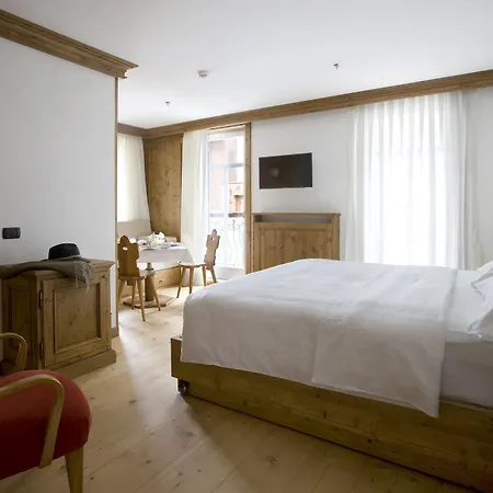 Cortina 4* Кортина-д'Ампеццо