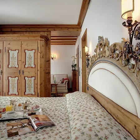 Cortina 4* Кортина-д'Ампеццо